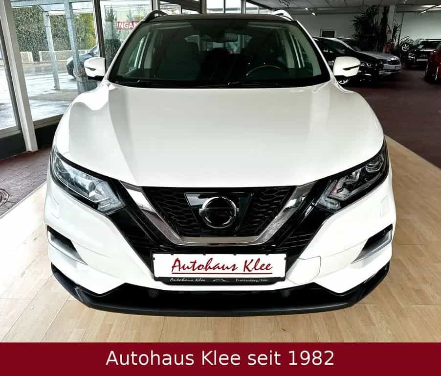 Nissan Qashqai 1.6 *AHK*360 Kamera*Navi*Pano* 07/2017-photo-15