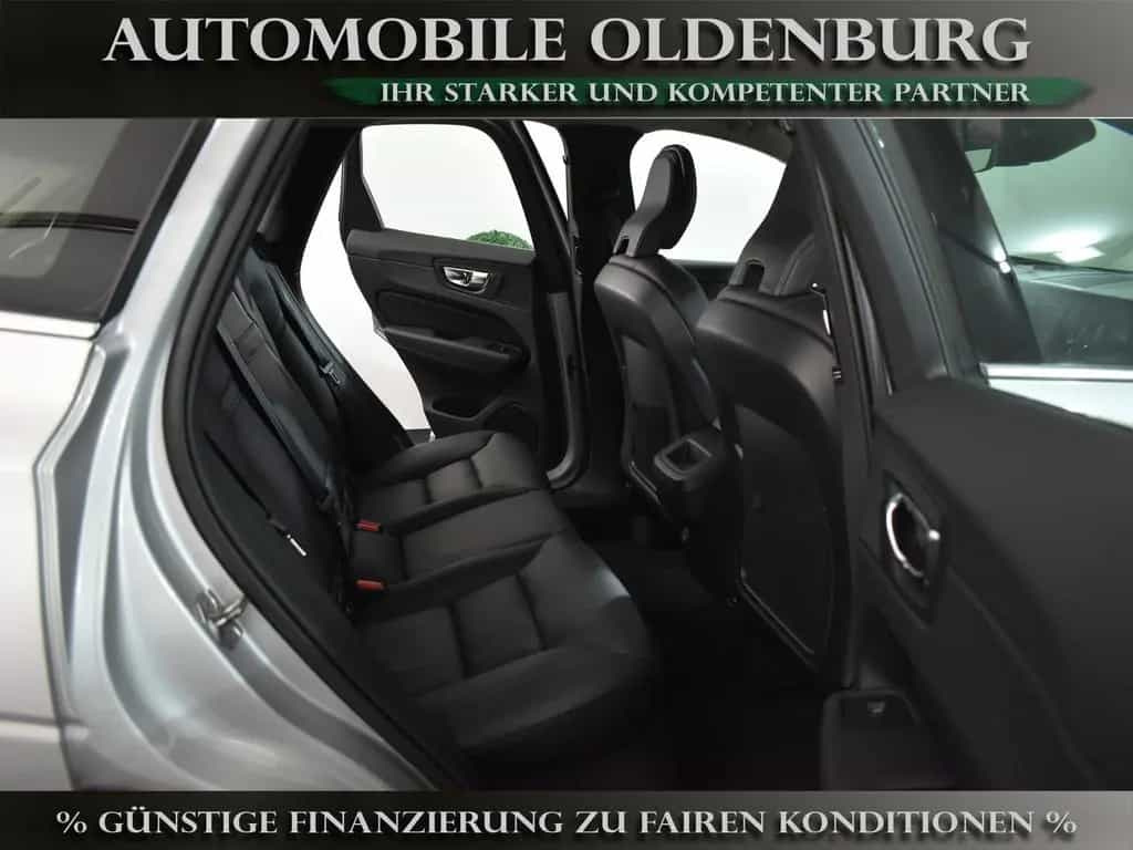 Volvo XC60 D4 Inscription *AHK*ACC*Pano*Kam*H&K*BLIS* 07/2020-photo-16