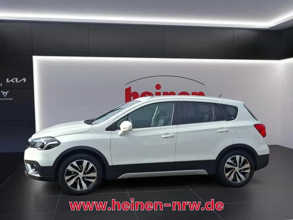 Suzuki (SX4) S-Cross SX4 S-Cross 1.4 Comfort+ Allgrip NAVI LED PANO 10/2021-photo-2