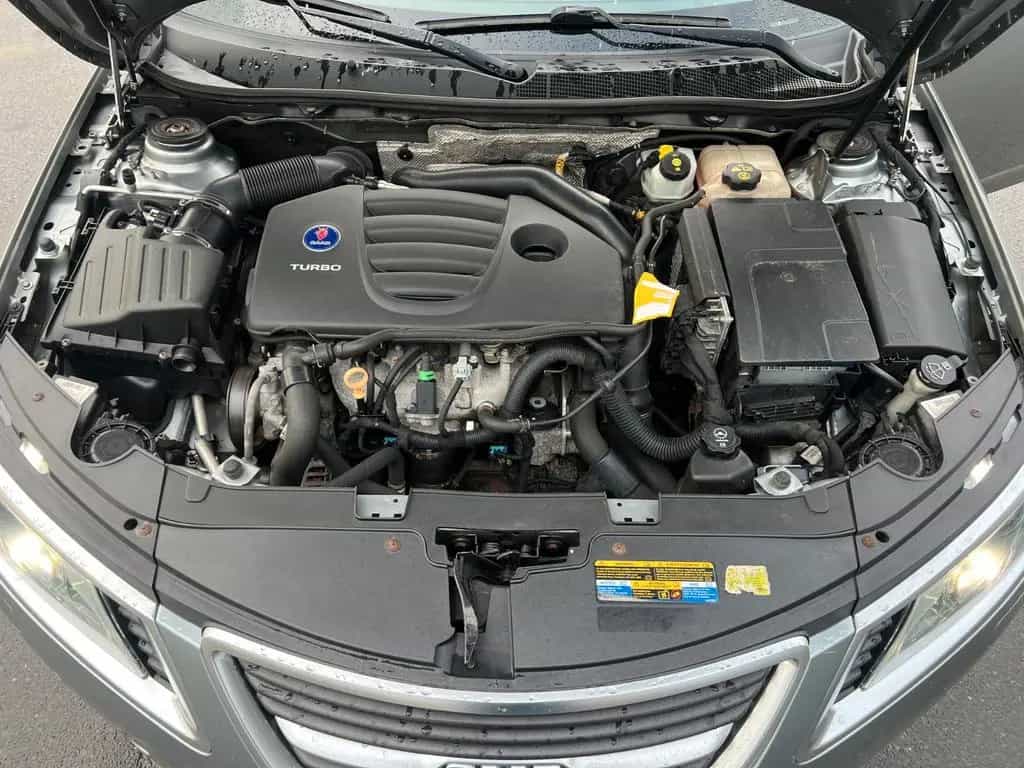 Saab 9-5 Lim. XWD Vector  !! neue motor 52.000 km !! 02/2011-photo-13