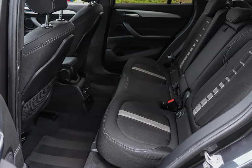 BMW X1 18i AUTOMATIK*LED*NAVI*PARKPILOT*TEMPO*SiHEIZ 07/2018-photo-24