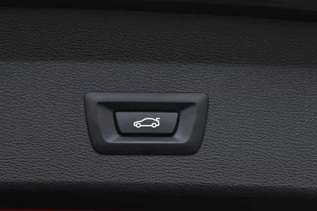 BMW X1 18i AUTOMATIK*LED*NAVI*PARKPILOT*TEMPO*SiHEIZ 07/2018-photo-26
