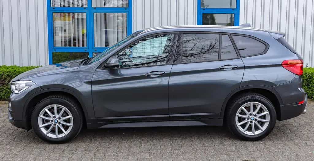 BMW X1 18i AUTOMATIK*LED*NAVI*PARKPILOT*TEMPO*SiHEIZ 07/2018-photo-6