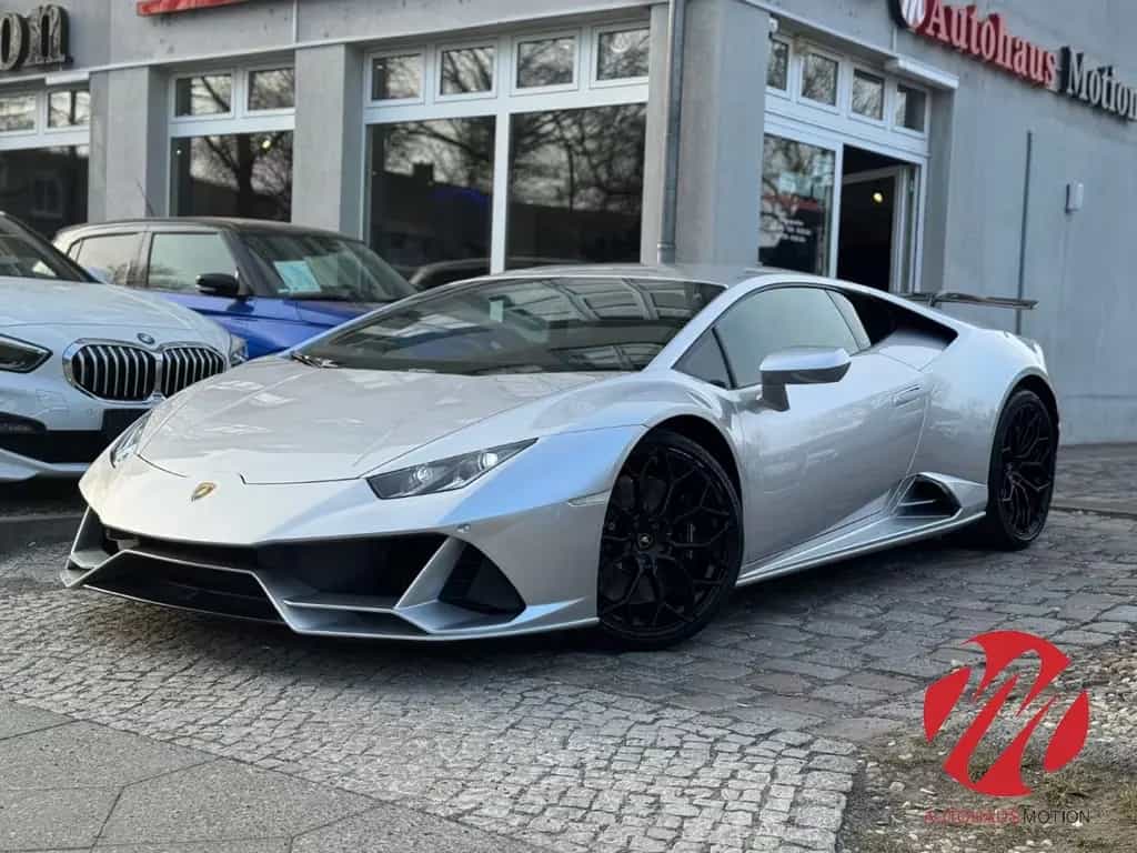 Lamborghini Huracán Huracan V10 Sportabgasanlage Sportpaket Luftfede 10/2020-photo-1