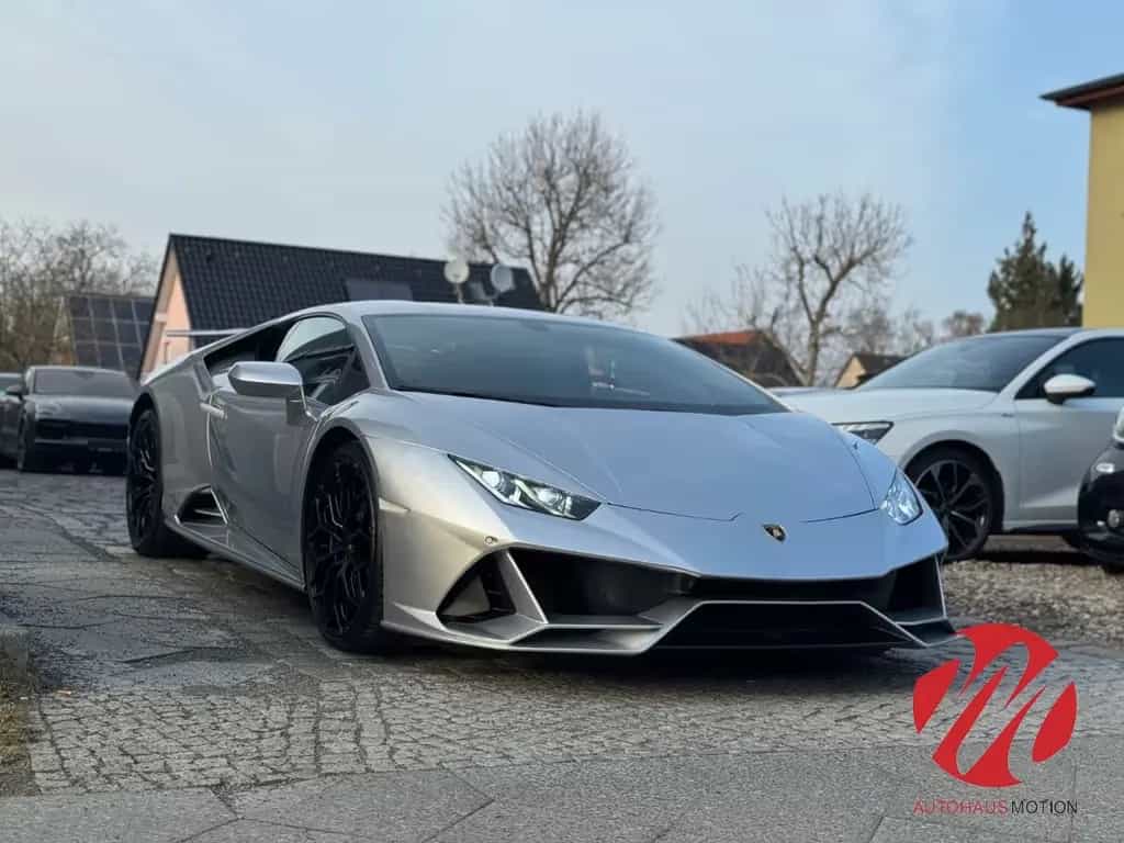Lamborghini Huracán Huracan V10 Sportabgasanlage Sportpaket Luftfede 10/2020-photo-3