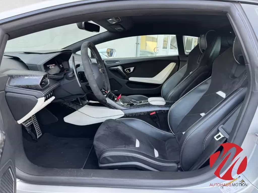 Lamborghini Huracán Huracan V10 Sportabgasanlage Sportpaket Luftfede 10/2020-photo-9