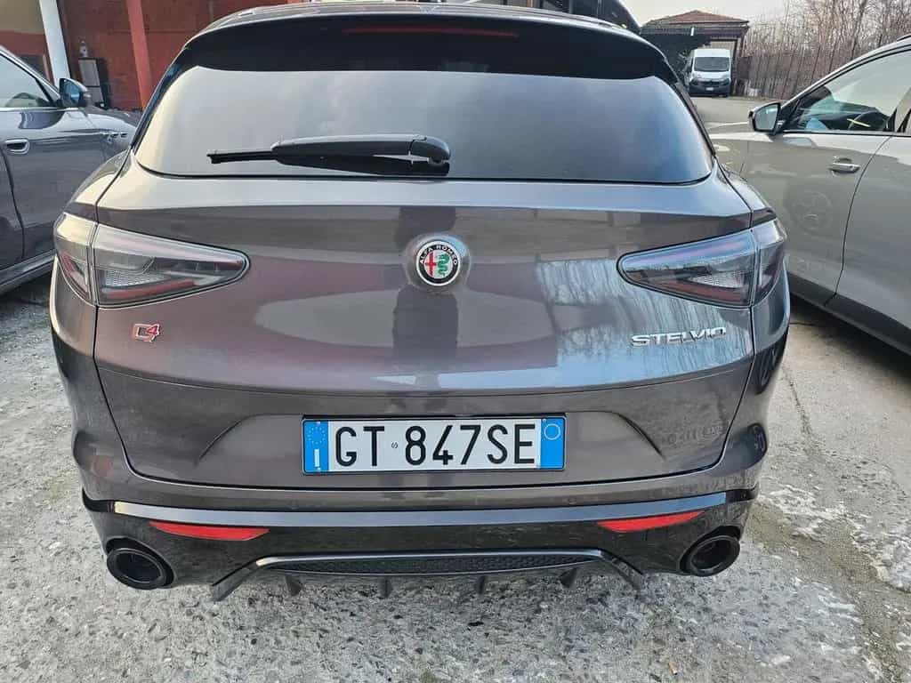 Alfa Romeo Stelvio 2.2 Turbodiesel 210 CV AT8 Q4 03/2024-photo-5
