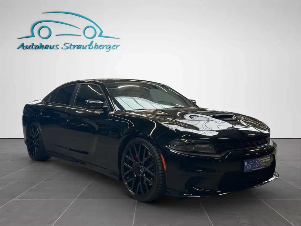 Dodge Charger SRT Hellcat 09/2017-photo-1