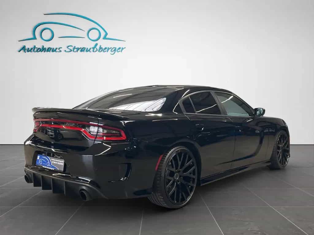 Dodge Charger SRT Hellcat 09/2017-photo-3