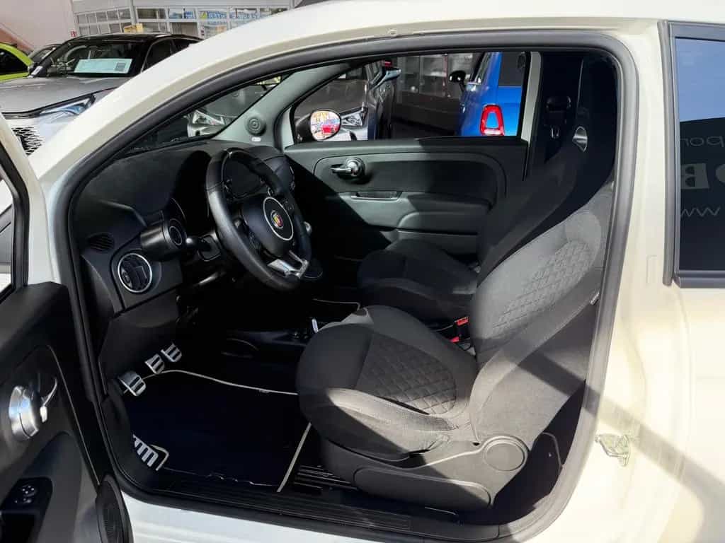 Abarth 695 1.4 T-Jet BEATS NAVI ALU 08/2024-photo-11