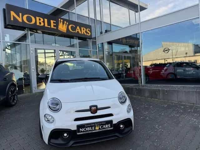 Abarth 695 1.4 T-Jet BEATS NAVI ALU 08/2024-photo-23