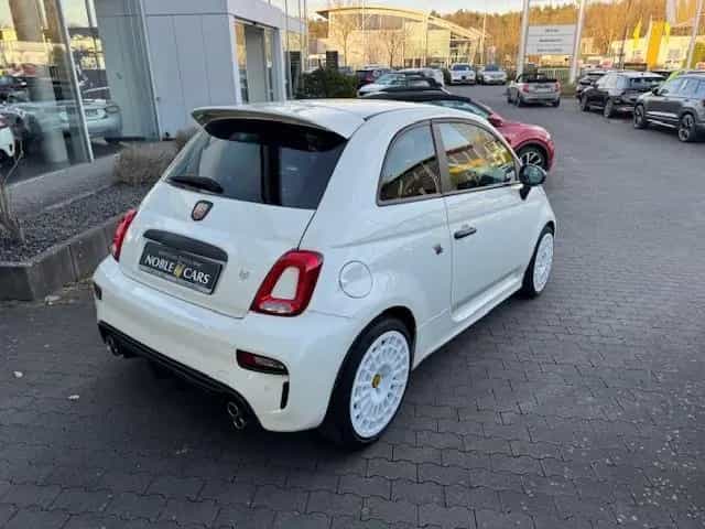 Abarth 695 1.4 T-Jet BEATS NAVI ALU 08/2024-photo-28