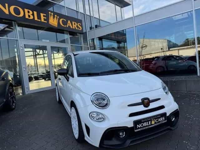 Abarth 695 1.4 T-Jet BEATS NAVI ALU 08/2024-photo-31