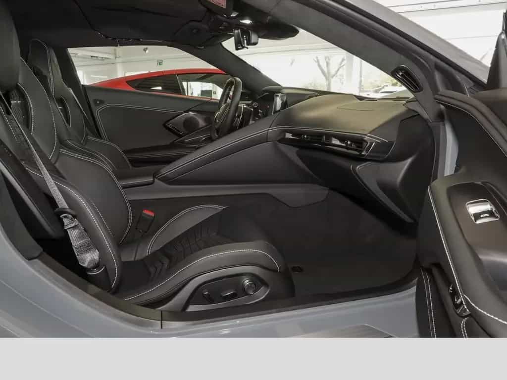 Corvette C8 Stingray Cabriolet 3LT Frontlift Vollausstatt 08/2025-photo-5