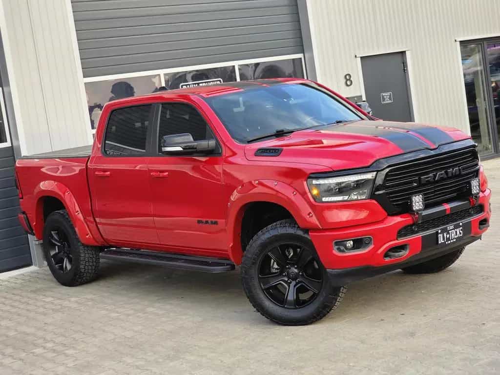 Dodge RAM 1500 5.7 4x4 Bighorn Night LED 3´´ Lift AHK 04/2021-photo-1