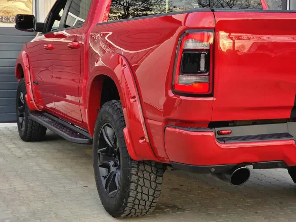 Dodge RAM 1500 5.7 4x4 Bighorn Night LED 3´´ Lift AHK 04/2021-photo-11