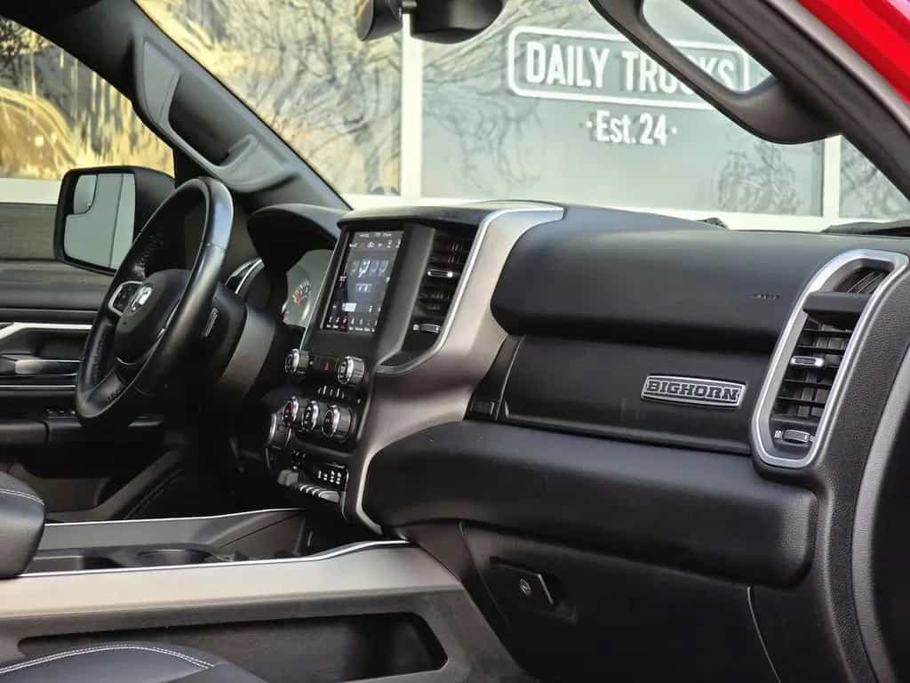 Dodge RAM 1500 5.7 4x4 Bighorn Night LED 3´´ Lift AHK 04/2021-photo-29