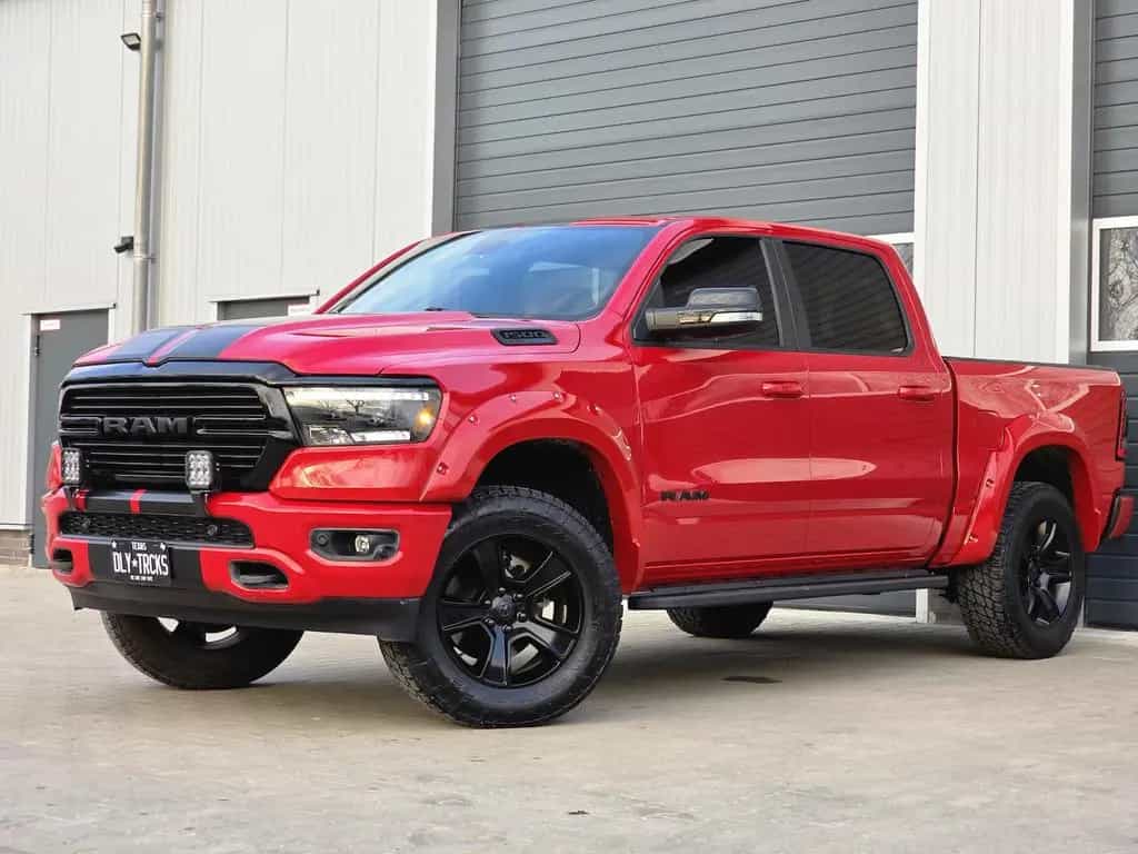 Dodge RAM 1500 5.7 4x4 Bighorn Night LED 3´´ Lift AHK 04/2021-photo-5