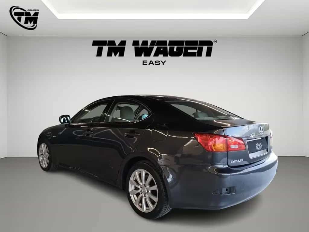Lexus IS 220 d MC Luxury 11/2008-photo-3