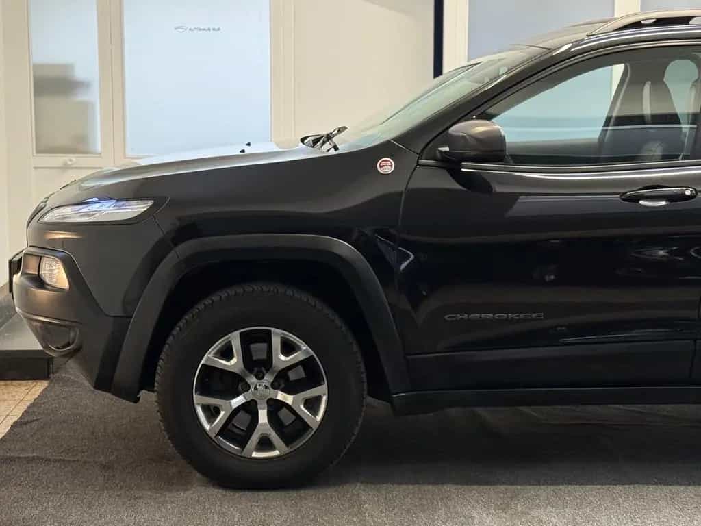 Jeep Cherokee Trailhawk 4WD/Automatik/AHK/Navi/LEDER 05/2014-photo-24