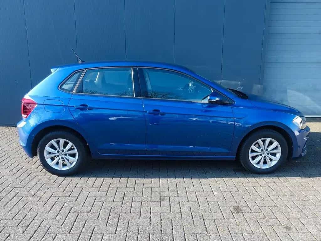 Volkswagen Polo VI Highline 04/2018-photo-14
