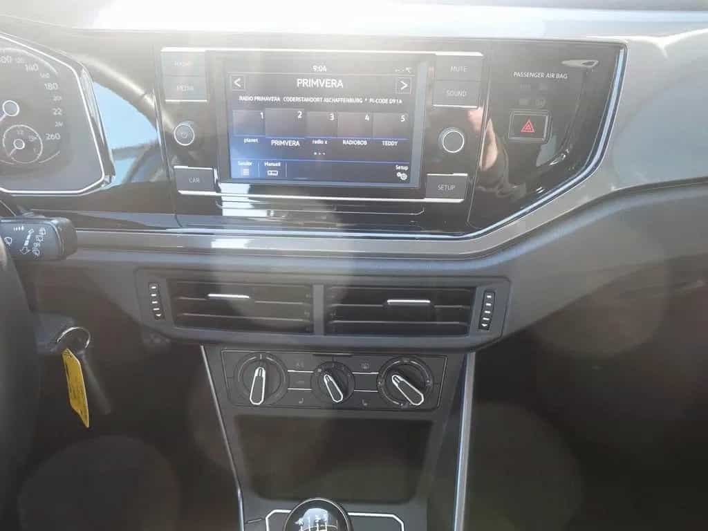 Volkswagen Polo VI Highline 04/2018-photo-5