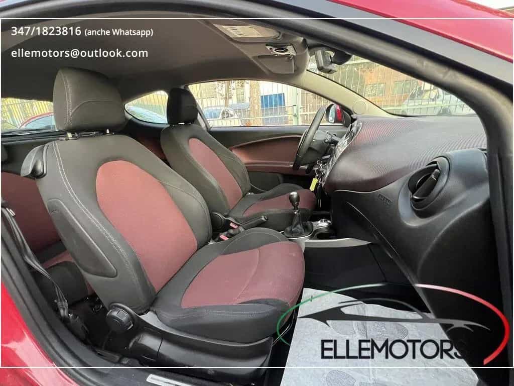Alfa Romeo MiTo 1.4 Multiair Distinctive 05/2011-photo-13