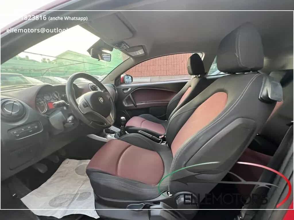 Alfa Romeo MiTo 1.4 Multiair Distinctive 05/2011-photo-7
