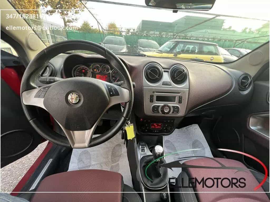 Alfa Romeo MiTo 1.4 Multiair Distinctive 05/2011-photo-8