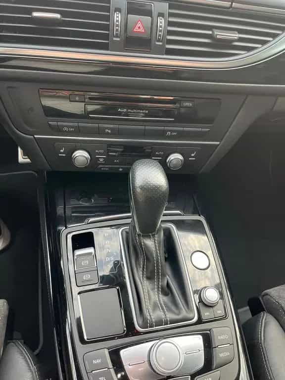 Audi A6 kombii 01/2018-photo-11
