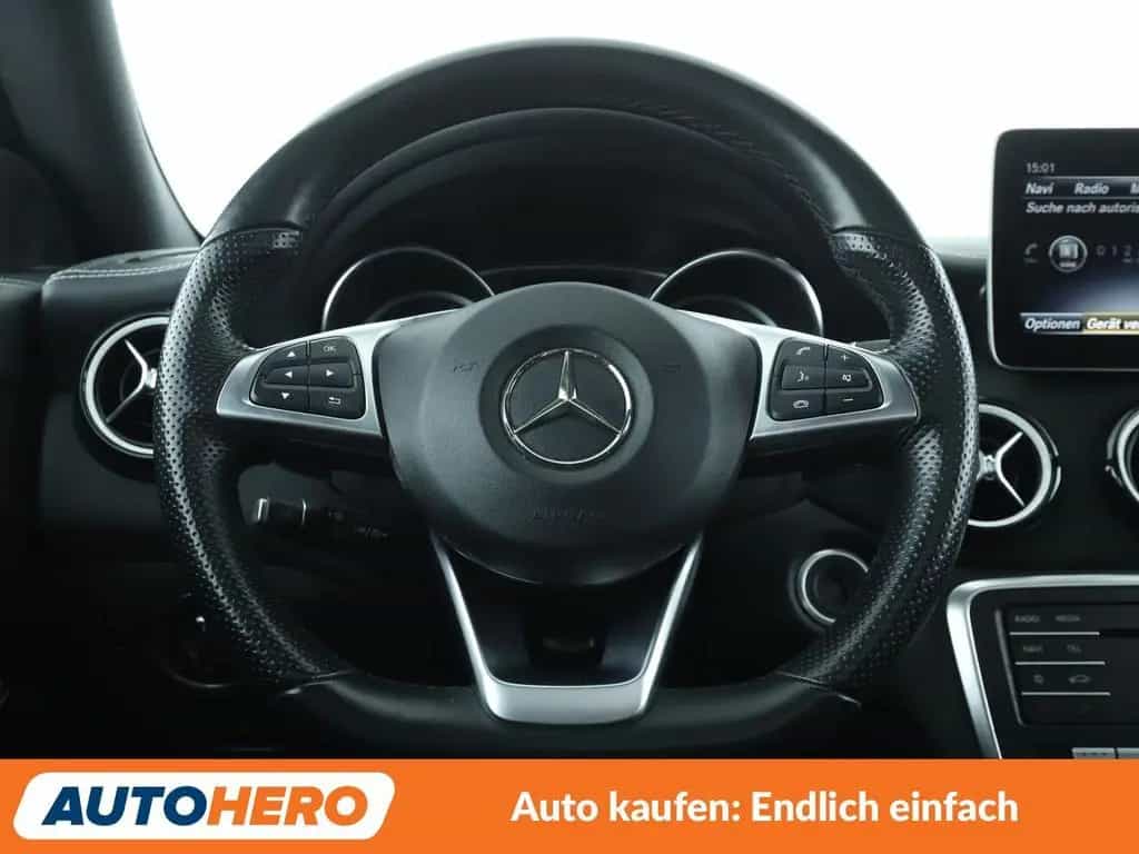 Mercedes-Benz CLA-Class 220 Shooting Brake 4Matic AMG Line Aut.*NAVI 12/2018-photo-18