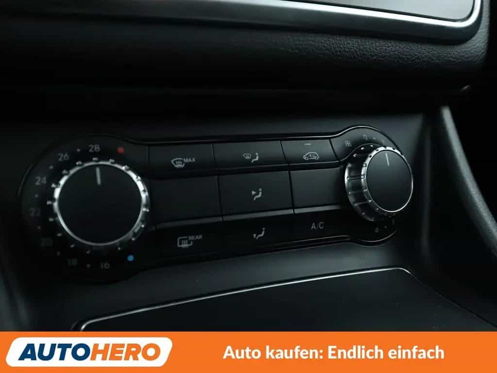 Mercedes-Benz CLA-Class 220 Shooting Brake 4Matic AMG Line Aut.*NAVI 12/2018-photo-23