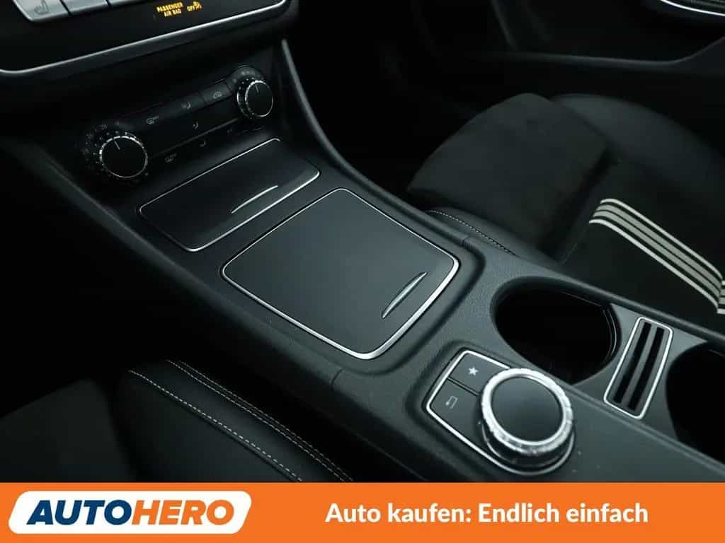Mercedes-Benz CLA-Class 220 Shooting Brake 4Matic AMG Line Aut.*NAVI 12/2018-photo-24
