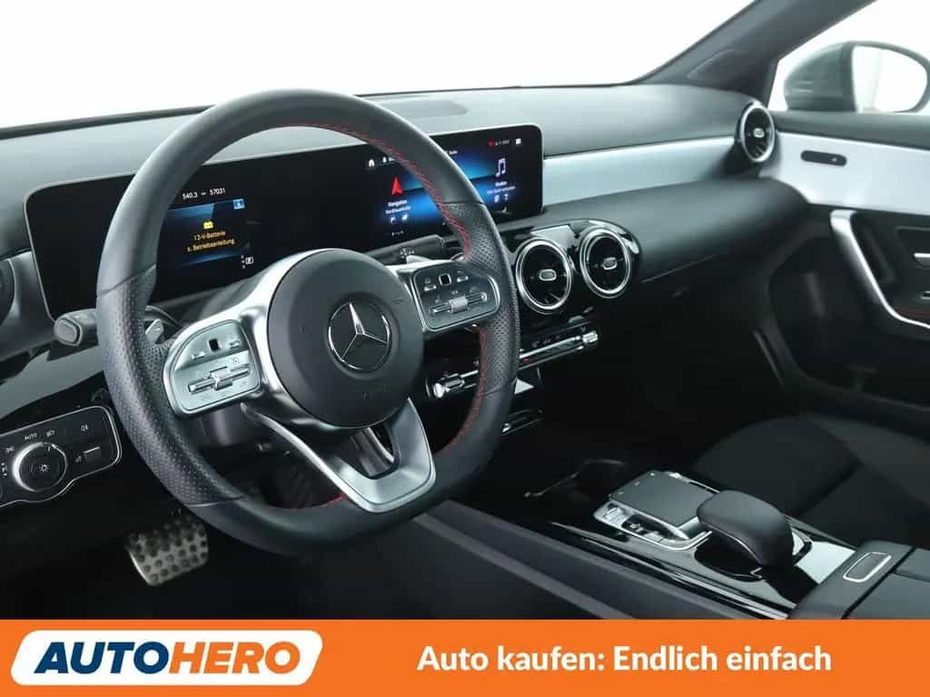Mercedes-Benz A-Class 250 AMG Line Aut. *NAVI*VC*LED*TEMPO*SHZ* 10/2019-photo-10