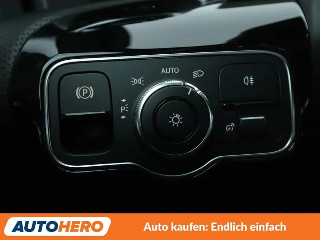 Mercedes-Benz A-Class 250 AMG Line Aut. *NAVI*VC*LED*TEMPO*SHZ* 10/2019-photo-25