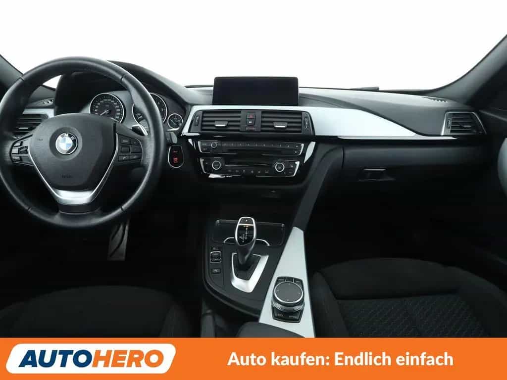 BMW 320 3er 320d M Sport Aut.*NAVI*HUD*LED*TEMPO*PDC* 12/2017-photo-11