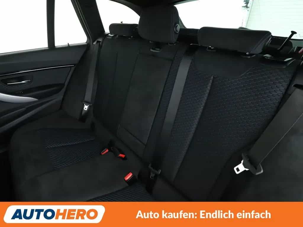 BMW 320 3er 320d M Sport Aut.*NAVI*HUD*LED*TEMPO*PDC* 12/2017-photo-13