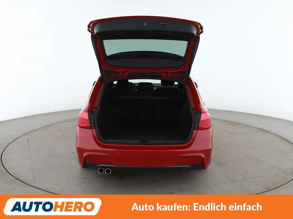 BMW 320 3er 320d M Sport Aut.*NAVI*HUD*LED*TEMPO*PDC* 12/2017-photo-16