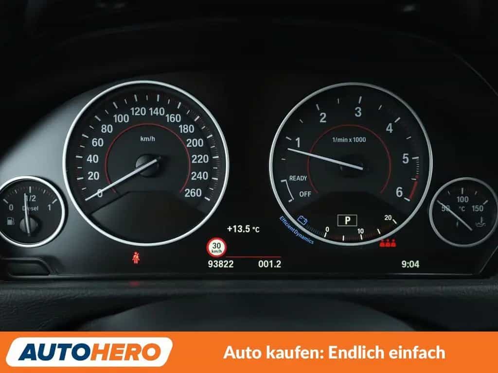 BMW 320 3er 320d M Sport Aut.*NAVI*HUD*LED*TEMPO*PDC* 12/2017-photo-19