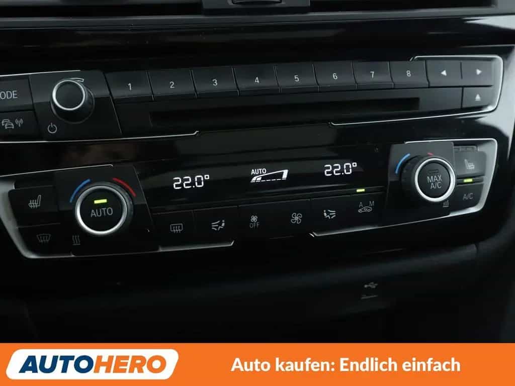 BMW 320 3er 320d M Sport Aut.*NAVI*HUD*LED*TEMPO*PDC* 12/2017-photo-22