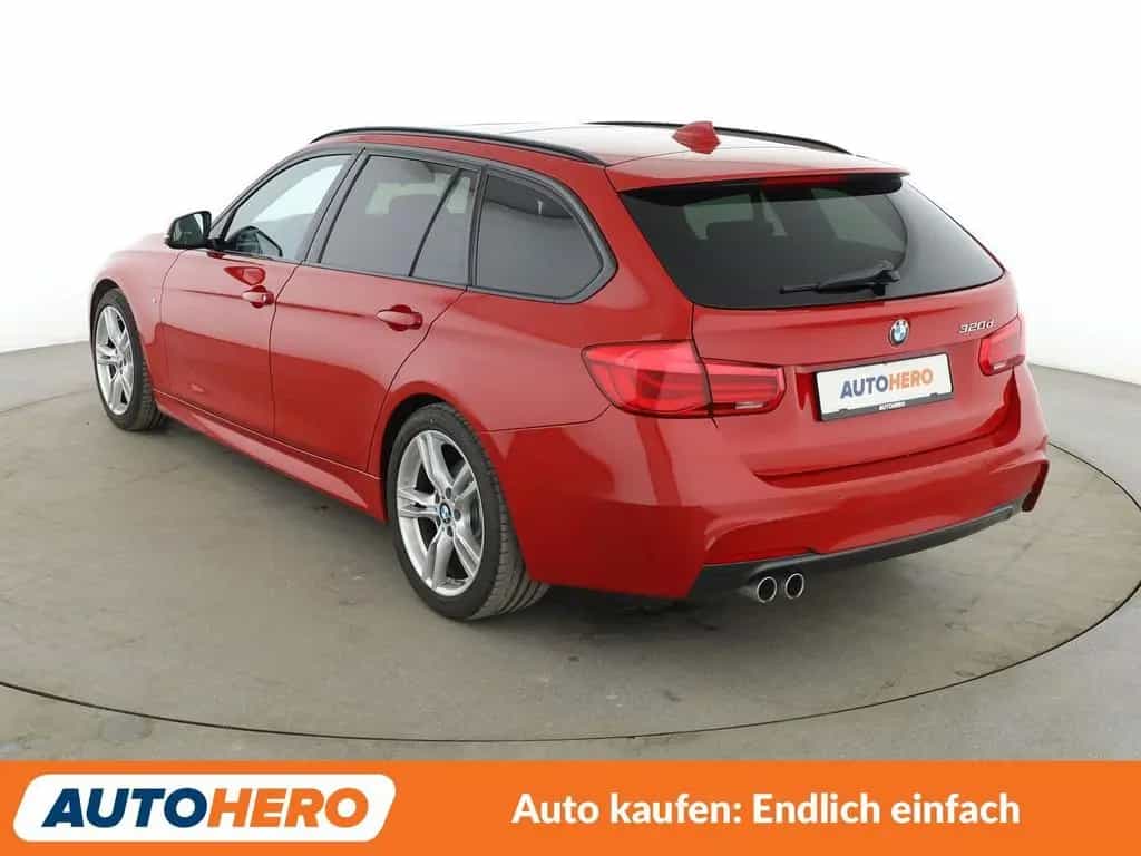 BMW 320 3er 320d M Sport Aut.*NAVI*HUD*LED*TEMPO*PDC* 12/2017-photo-3