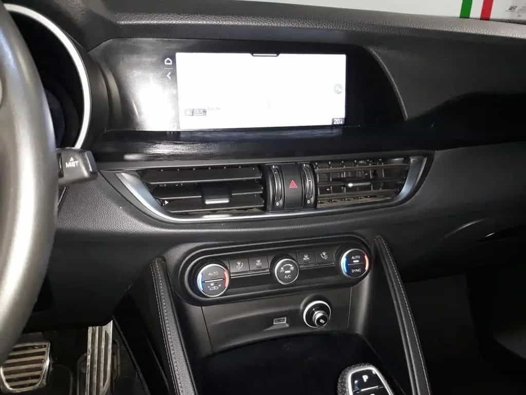 Alfa Romeo Stelvio 2.2 Turbodiesel 210 CV AT8 Q4 05/2023-photo-10