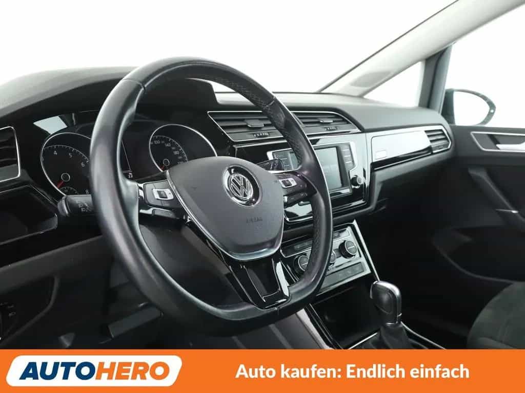 Volkswagen 1.8 TSI Highline BlueMotion Aut.*AHK*NAV*ACC*CAM 06/2016-photo-10