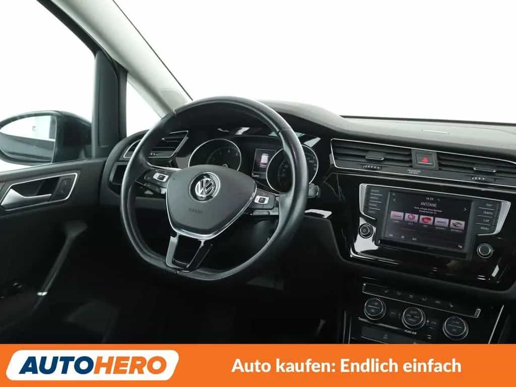 Volkswagen 1.8 TSI Highline BlueMotion Aut.*AHK*NAV*ACC*CAM 06/2016-photo-12