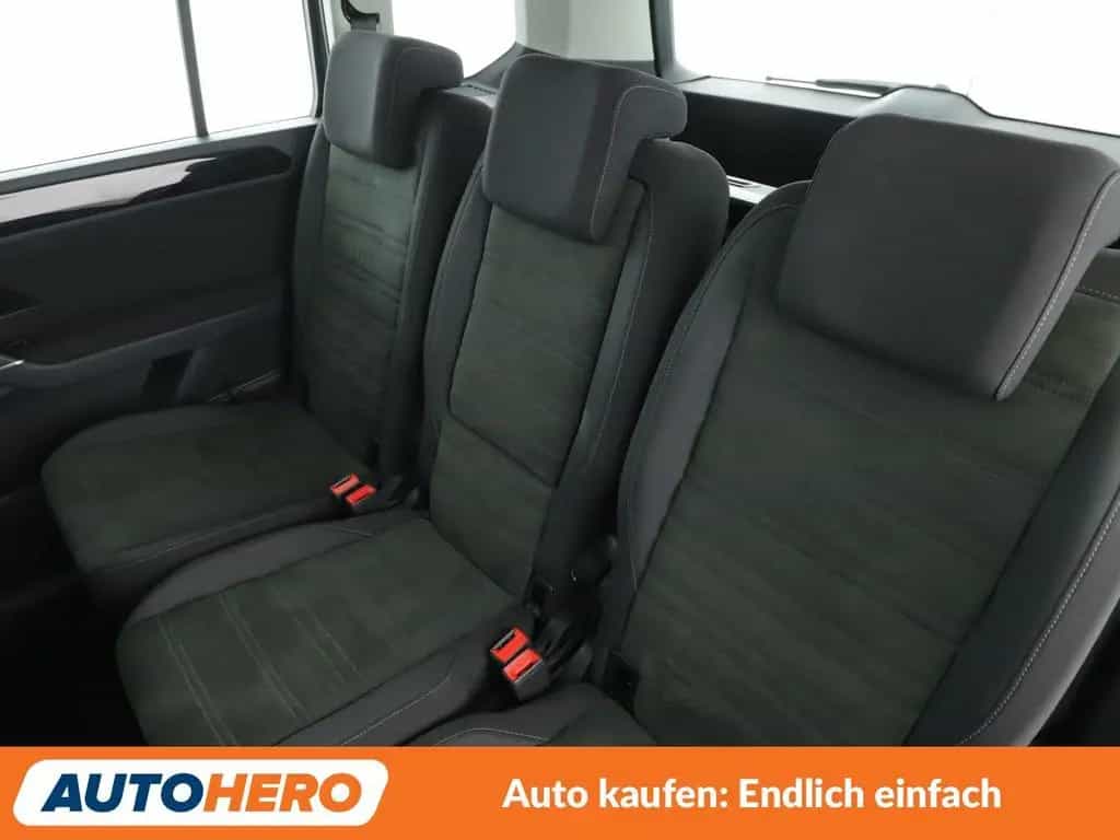 Volkswagen 1.8 TSI Highline BlueMotion Aut.*AHK*NAV*ACC*CAM 06/2016-photo-13