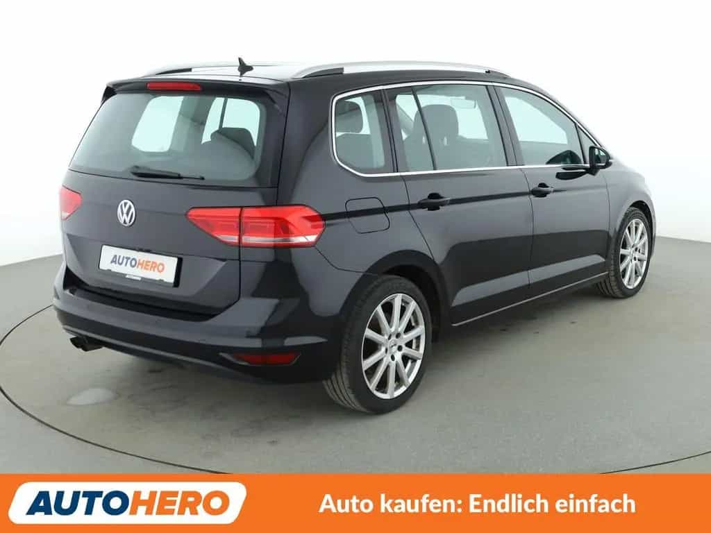 Volkswagen 1.8 TSI Highline BlueMotion Aut.*AHK*NAV*ACC*CAM 06/2016-photo-5
