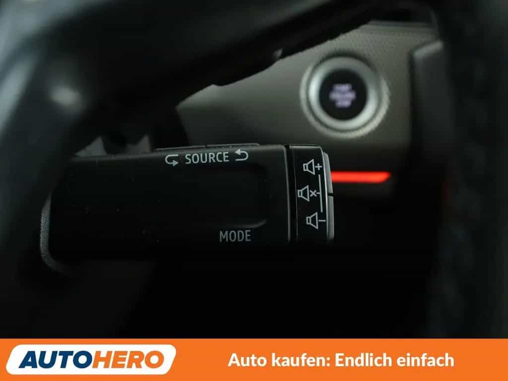 Renault Arkana 1.3 TCe Mild-Hybrid Techno Aut.*NAVI*LED* 07/2023-photo-25