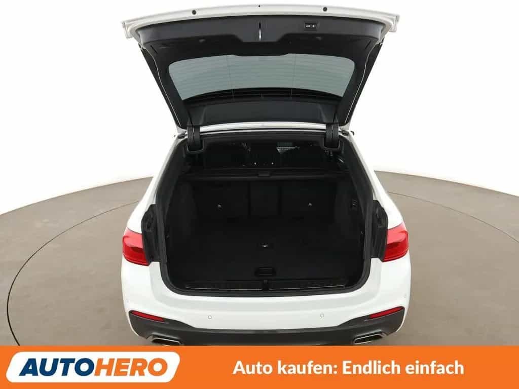 BMW 520 d xDrive M Sport Aut.*NAVI*LED*CAM*SHZ*TEMPO* 07/2018-photo-16