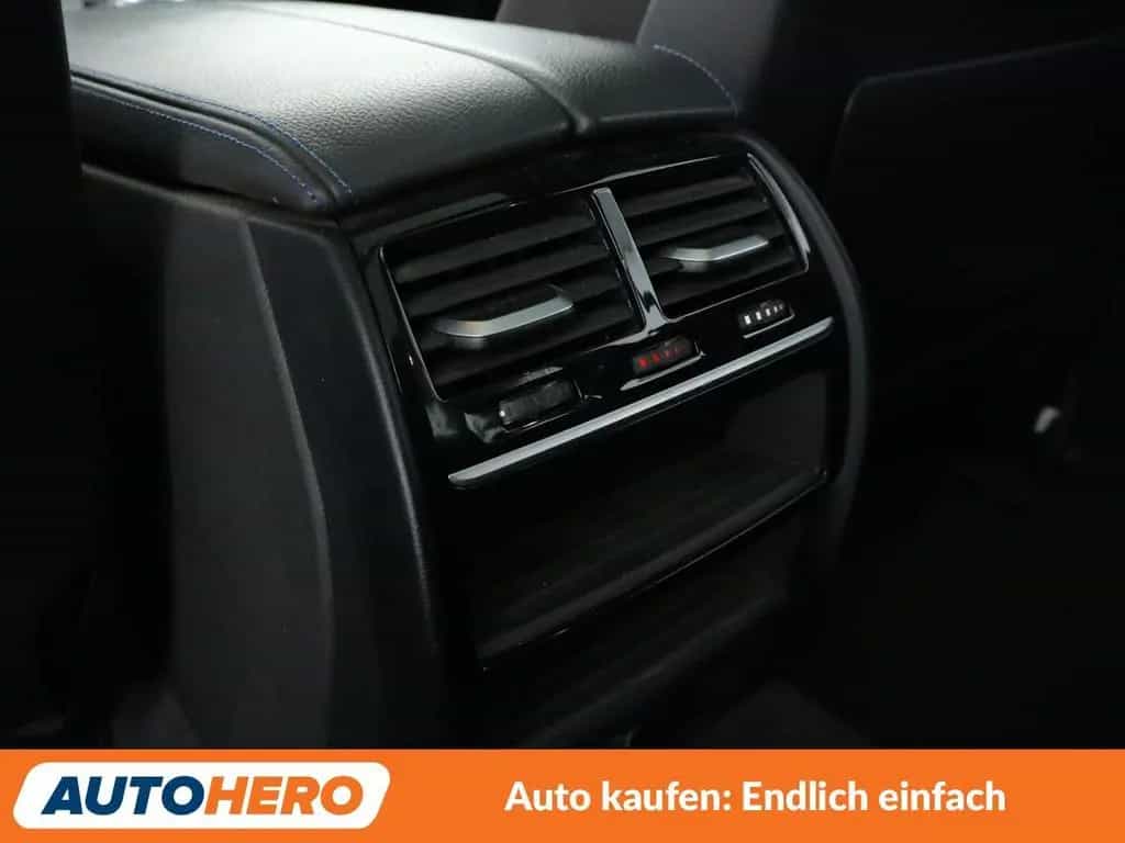 BMW 520 d xDrive M Sport Aut.*NAVI*LED*CAM*SHZ*TEMPO* 07/2018-photo-42