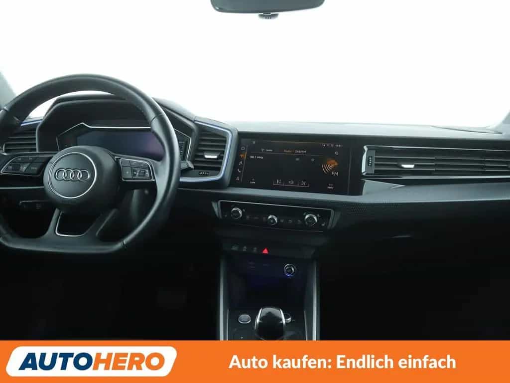 Audi A1 Sportback 40 TFSI S Line Aut.*NAVI*VC*LED* 04/2019-photo-11